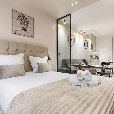 Apartmán Magnifique Magenta Paříž